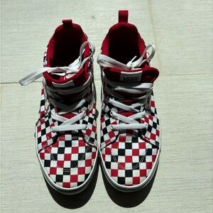 Vans Style 95 Checkerboard Red Black White US Youth 7 Shoes - Clean